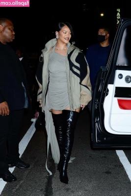 Rihanna - Keep your eye out on your inbox, I’ll be sending out a new video