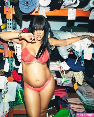 Rihanna - Domingo de