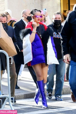 Rihanna - Tonight s going to be fun xo