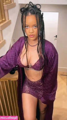 Rihanna - Let's do some "we shouldn't be doing this" things 😈💦