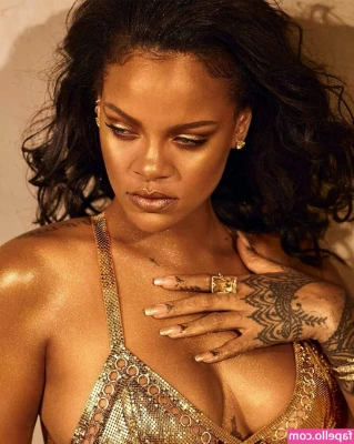 Rihanna - Teaser of upcoming content   Most of you voted for green so I went