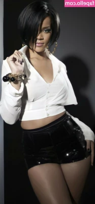 Rihanna - Acá les dejo una promo de dos videos largos de cómo mi amiga 