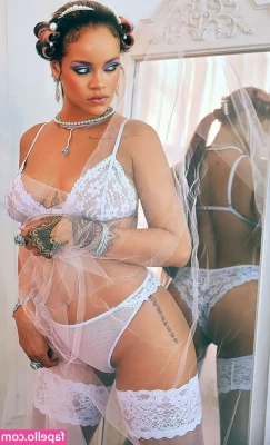 Rihanna - I love spankings
