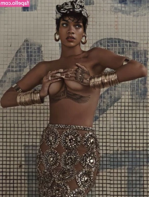 Rihanna - some older pics I found while cleaning out my phone  p
