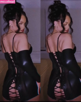 Rihanna - Sneak a peek