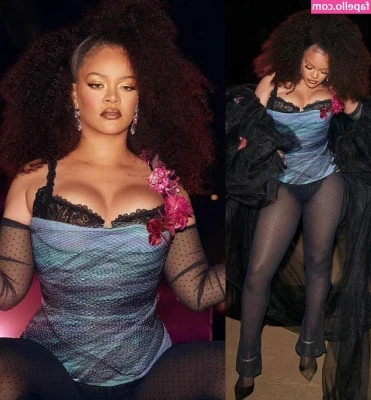 Rihanna - My favorite outfit at home... 🍆🍆🍆👀 Well... not only at