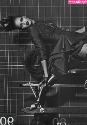 Rihanna - Peek-a-boo  Happy Saturday morning