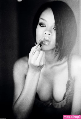 Rihanna - The Gods didn t give me green eyes because I d be dangerous and abuse