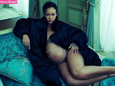 Rihanna - Bite me 😚