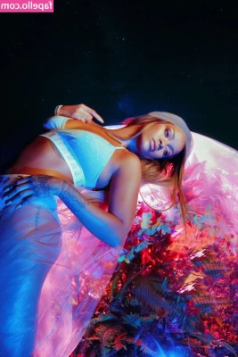 Rihanna - bend me over  amp  spread my fat pink pussy
