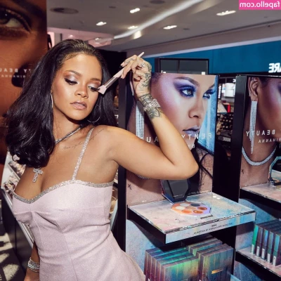 Rihanna - Hehe