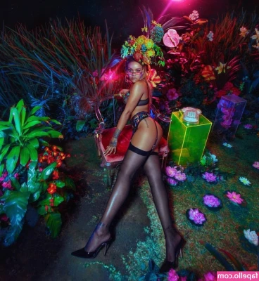 Rihanna - Devil never sleeps