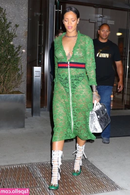 Rihanna - Night shift