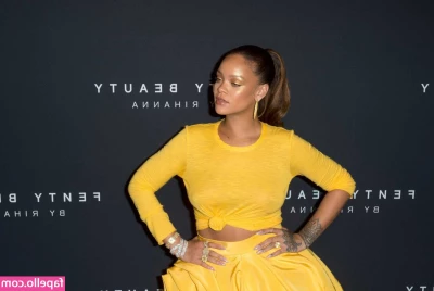 Rihanna - New video up on PH! The full length version is for sale and includes