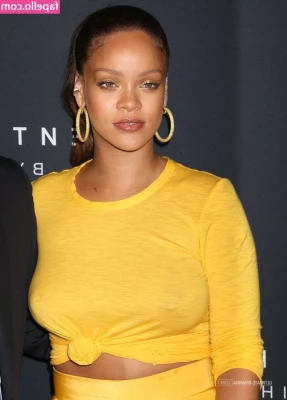 Rihanna - Didn t get on live last night because I wanted to catch up on all