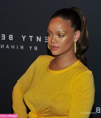 Rihanna - I miss twitter