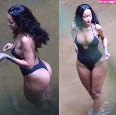 Rihanna - public bathroom part 1