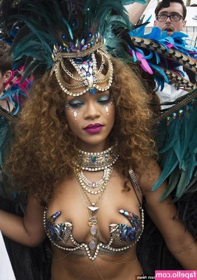 Rihanna - Cute new undies