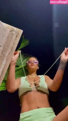 Rihanna - Ready to get freaky