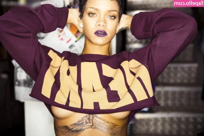 Rihanna - lift my head up and fuck my mouth like this???