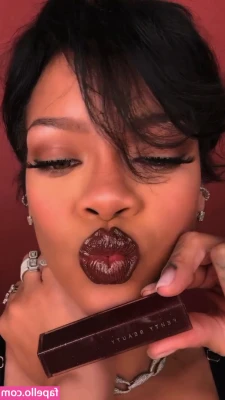 Rihanna - I've never taken 10 loads in less than 24hrs before. Look at my poor