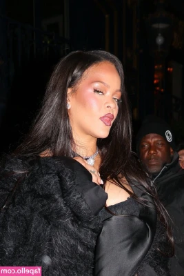 Rihanna - Feeling evil.
