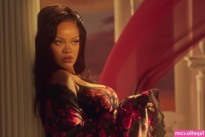 Rihanna - Stay tuned for my cream pie recipe.