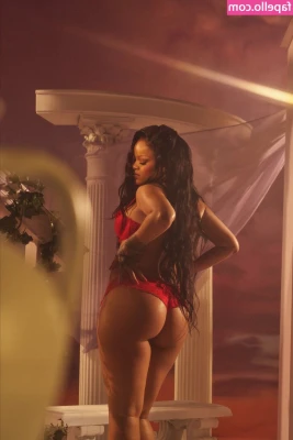 Rihanna - I'm taking suggestions for the next PORN STAR that I shoot with!!  