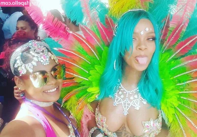 Rihanna - I'm available for videocall now love or sexting, custom video, dick