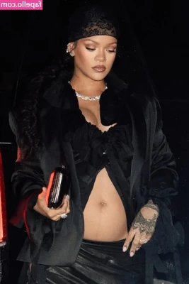 Rihanna - Boners
