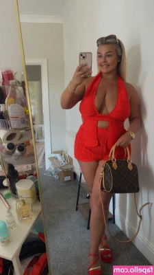 Kaylanne24 - I love licking the cum off of my face 😉 - Watch me get spanked in