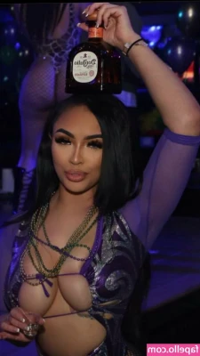 Destiny Skye [ destiny-skye ] - NEW SCENE droppped today 🥵 message me for it. @penelopewoodsxxx is