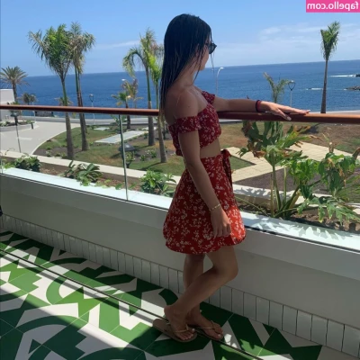 adriana.feetgirl [ adriana-feetgirl ] - Learn to trust yourself.🕊️