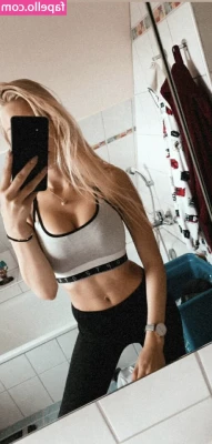 Nina Jürgens [ nina-jrgens ] - As I prepare for my first day of work at the hotel, lets go old