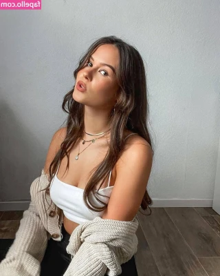 Toni Thy [ toni-thy ] - Tear these off of me 🤤 we can always get more