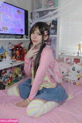 Berryyparfait - want a gamer gf like me? 😉 HMU NOW!!