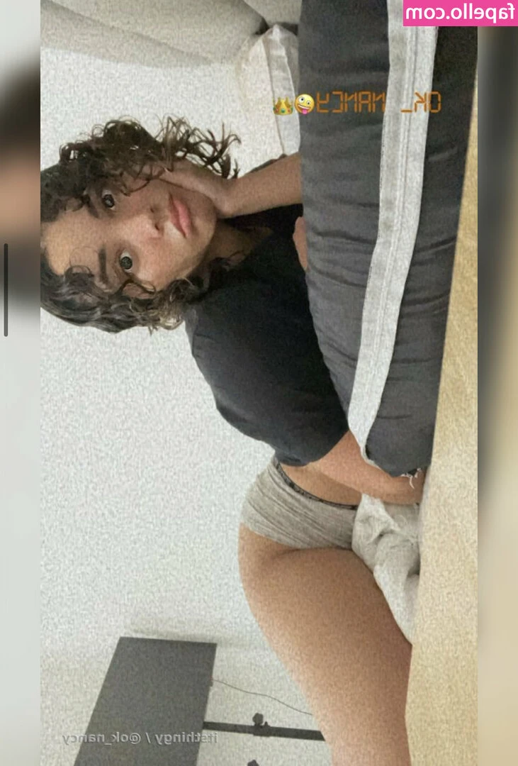 Ok_Nancy [ ok-nancy ] - You wanna see me destroy her 🍽😈🤪