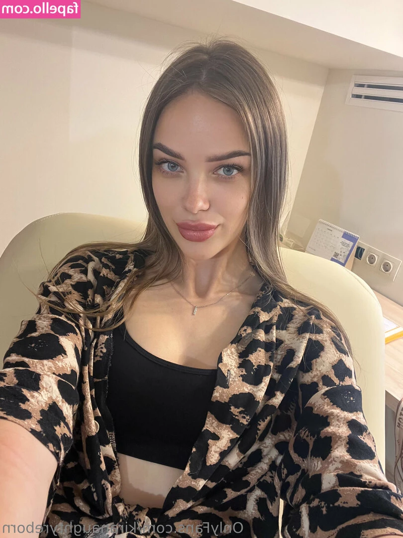 kiranaughtyreborn - Streaming! Check twitter!