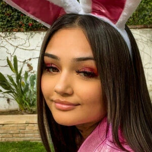 tori-hayes