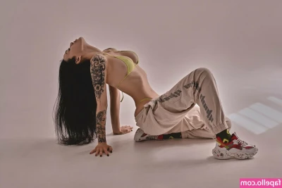 Dasha Doshik [ dasha-doshik ] - https://onlyfans.com/582688256/littleghoull