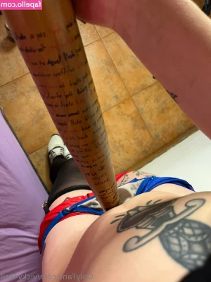 Vicky4bril - Did ya miss me  Do you want more  Do you wanna beg me for more  I
