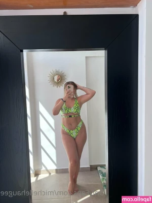 michellehaugee - Have you ever masturbated in a public bathroom? 🙈
