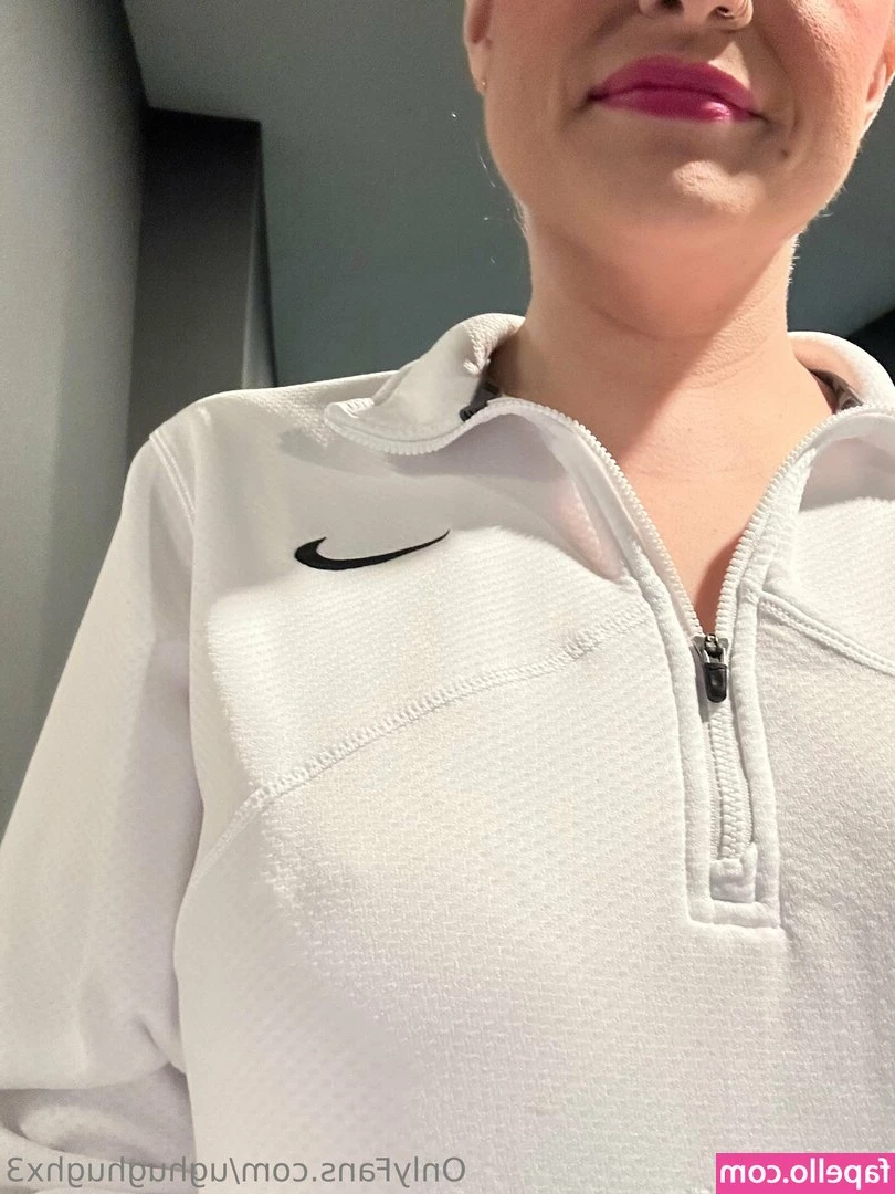 ughughughx3 - My panties got very wet. Do you want to see it?💦😊