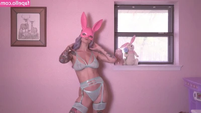 Natasha Kirsten - Hey guys, last chance to purchase the videos in your DM.   I am About