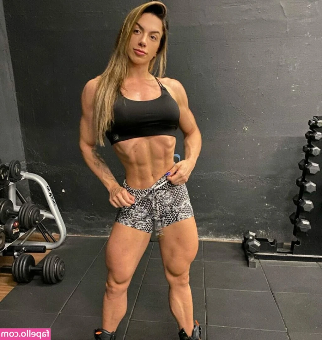 Laleska Bruschi [ laleska-bruschi ] - Online in 5 🖐️