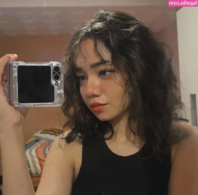Valeria Vz [ valeria-vz ] - Keep swiping for naughtier pictures 🍑😉