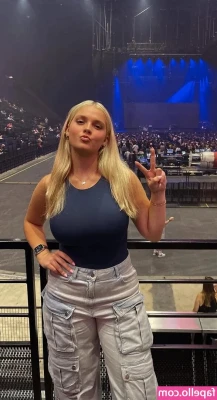Samantha V [ samantha-v ] - Y’all sure love to interact with me.  I love interacting with all