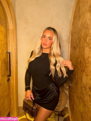Katie Proctor [ katie-proctor ] - Cum shower hehe I need a ass to fill 🤪