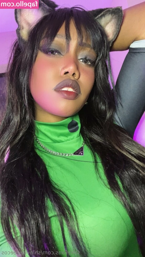 shinyeeveecos - I'm such a tease right 🔥🤭