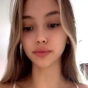 amber-bythesea